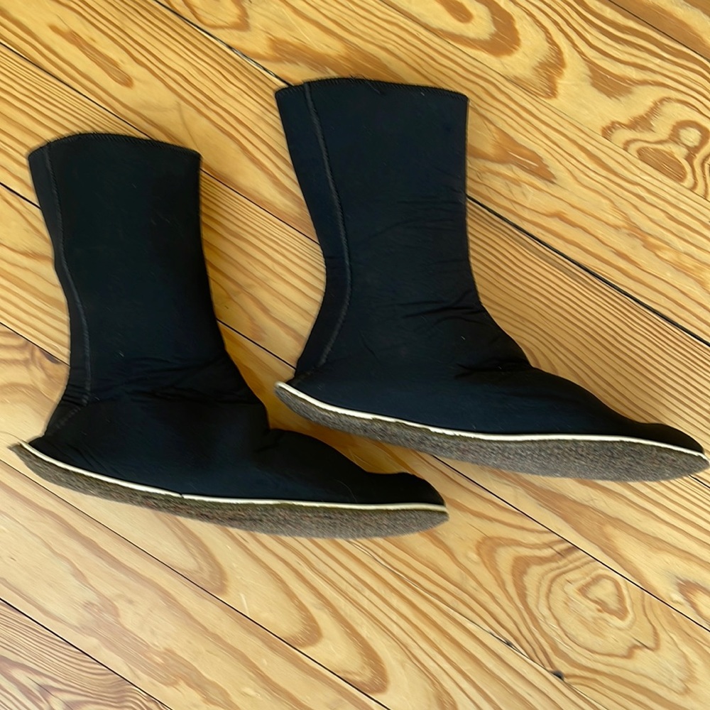 Diving Boots Size 11 - Picture 3 of 3